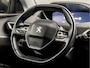 Peugeot 5008 1.2 PureTech Allure Sport 7 Persoons (APPLE CARPLAY, GROOT NAVI, 360 CAMERA, LEDER, SPORTSTOELEN, TREKHAAK, KEYLESS, CRUISE, DAB+, NIEUWSTAAT)
