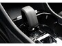 Volvo XC40 T4 Recharge Plug in Hybrid AUT7 211PK Inscription | Panoramadak | Trekhaak | 360 Graden Parkeercamera | Verwarmbare voorstoelen en stuurwiel | Premium audio by Harman/Kardon | Verwarmbare voorruit | Elektrische Achterklep | Elektrisch Verstelbare Voorstoelen Met Geheugen | Adaptieve Cruise Control |