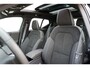 Volvo XC40 T4 Recharge Plug in Hybrid AUT7 211PK Inscription | Panoramadak | Trekhaak | 360 Graden Parkeercamera | Verwarmbare voorstoelen en stuurwiel | Premium audio by Harman/Kardon | Verwarmbare voorruit | Elektrische Achterklep | Elektrisch Verstelbare Voorstoelen Met Geheugen | Adaptieve Cruise Control |
