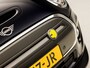 MINI Mini Electric Yours 33 kWh 184Pk Automaat (PANORAMADAK, VIRTUAL COCKPIT, APPLE CARPLAY, HEAD-UP DISPLAY, LEDER, HARMAN/KARDON, STOELVERWARMING, CAMERA, KEYLESS, ZWART HEMEL, NIEUWSTAAT)