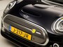 MINI Mini Electric Yours 33 kWh 184Pk Automaat (PANORAMADAK, VIRTUAL COCKPIT, APPLE CARPLAY, HEAD-UP DISPLAY, LEDER, HARMAN/KARDON, STOELVERWARMING, CAMERA, KEYLESS, ZWART HEMEL, NIEUWSTAAT)