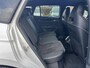 Skoda Enyaq iV 80 Sportline / Navigatie / Camera / Parkeer sensoren V+A / Stoel+stuur verwarming / Kuipstoelen /