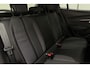 Peugeot e-2008 EV Allure Pack 50 kWh | 3-Fase | 1e Eigenaar | Navigatie | Parkeercamera Achter | DAB + | Stoelverwarming Voor | LED Verlichting |