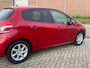 Peugeot 208 1.2 VTi Style 82PK 5 deurs! NL AUTO NAP! Navi l Trekhaak l Airco l LED l LMV! NIEUWE DISTRIEBUTIE l TOPSTAAT l DEALER