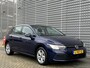Volkswagen Golf 1.0 TSI Life / Navigatie / Parkeersensoren  V+A / Lichtmetaal 16 inch / App connect / **