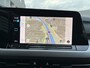 Volkswagen Golf 1.0 TSI Life / Navigatie / Parkeersensoren  V+A / Lichtmetaal 16 inch / App connect / **
