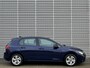 Volkswagen Golf 1.0 TSI Life / Navigatie / Parkeersensoren  V+A / Lichtmetaal 16 inch / App connect / **