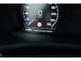Volvo V60 2.0 B3 Momentum Advantage | Adaptieve Cruise Control | Trekhaak | Stoel-/Stuurverwarming | Parkeercamera | Navigatie | Apple CarPlay & Android Auto |
