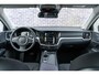 Volvo V60 2.0 B3 Momentum Advantage | Adaptieve Cruise Control | Trekhaak | Stoel-/Stuurverwarming | Parkeercamera | Navigatie | Apple CarPlay & Android Auto |