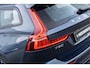 Volvo V60 2.0 B3 Momentum Advantage | Adaptieve Cruise Control | Trekhaak | Stoel-/Stuurverwarming | Parkeercamera | Navigatie | Apple CarPlay & Android Auto |