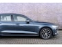 Volvo V60 2.0 B3 Momentum Advantage | Adaptieve Cruise Control | Trekhaak | Stoel-/Stuurverwarming | Parkeercamera | Navigatie | Apple CarPlay & Android Auto |