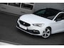 SEAT Leon 1.0 eTSI 110pk DSG FR Business Intense | Panorama dak | Dodehoekdetectie | Camera achter | Park assist | Beats audio systeem | Adaptief cruise control | 17"LMV