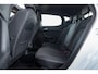 SEAT Leon 1.0 eTSI 110pk DSG FR Business Intense | Panorama dak | Dodehoekdetectie | Camera achter | Park assist | Beats audio systeem | Adaptief cruise control | 17"LMV
