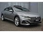 Volkswagen Arteon Shooting Brake 1.4 TSI eHybrid 218pk R-Line Business+ | SoH 90% | Head-up | Panoramadak | Leder | Trekhaak
