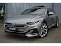 Volkswagen Arteon Shooting Brake 1.4 TSI eHybrid 218pk R-Line Business+ | SoH 90% | Head-up | Panoramadak | Leder | Trekhaak