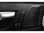 Volvo XC60 T6 Plug-in hybrid Ultra Black Edition | Head-Up | ACC | Panoramadak | Stoel+Stuurverwarming | Trekhaak | 360° Camera