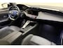 Peugeot 308 SW 1.2T GT 130pk Automaat | Alcantara bekleding | AGR bestuurdersstoel | Adaptive Cruise Control | Matrix LED | Massage | Stoelverwarming | Navigatie | Climate Control | Camera | Keyless Entry & Start