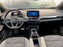 Volkswagen ID.4 Pro Advantage 77 kWh 204pk | Navigatie | Adaptief cruise control | App connect | Led koplampen | Stuur + Stoelverwarming | Parkeersensoren v+a | 19"LMV
