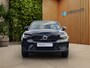 Volvo XC40 Recharge Core 70 kWh | Trekhaak | Camera | Stuur/stoelverwarming