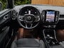 Volvo XC40 Recharge Core 70 kWh | Camera | Stuur/stoelverwarming | Draadloze lader