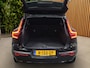 Volvo XC40 Recharge Core 70 kWh | Camera | Stuur/stoelverwarming | Draadloze lader