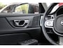 Volvo S60 2.0 B3 Inscription | Styling kit | Panoramadak | Adaptive Cruise | BLIS | Trekhaak | Camera