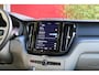 Volvo XC60 2.0 B5 Inscription | Trekhaak | Camera | Pilot Assist | Memory | 21" Velgen