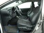 Toyota Auris 1.8 Hybrid Executive - Navigatie - Climate Control - Parkeersensoren V+A