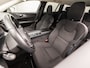 Volvo V60 2.0 B3 Sport Automaat (APPLE CARPLAY, GROOT NAVI, KEYLESS, ADAPTIVE CRUISE, ELEK SPORTSTOELEN, GETINT GLAS, LED KOPLAMPEN, NIEUWSTAAT)