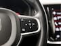 Volvo V60 2.0 B3 Sport Automaat (APPLE CARPLAY, GROOT NAVI, KEYLESS, ADAPTIVE CRUISE, ELEK SPORTSTOELEN, GETINT GLAS, LED KOPLAMPEN, NIEUWSTAAT)