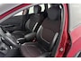 Renault Captur 0.9 TCe Helly Hansen | Trekhaak | Camera | Org NL | Cruise Control | Climate Control | Navigatie |