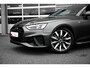 Audi A4 Avant 35 TFSI S edition Competition | Elektrisch glazen panorama-dak | Extra getint glas | LED verlichting