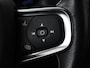 Volvo XC40 Recharge P8 AWD R Design | Trekhaak | Stoel & stuurverwarming | Camera | Carplay | Leder/Alcantara | Adaptive cruise | Keyless | Full LED | 19'' lichtmetalen velgen