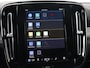 Volvo XC40 Recharge P8 AWD R Design | Trekhaak | Stoel & stuurverwarming | Camera | Carplay | Leder/Alcantara | Adaptive cruise | Keyless | Full LED | 19'' lichtmetalen velgen