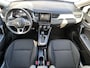 Renault Captur 1.3 TCe 130 Zen Automaat / Dealer onderhouden / Afneembare trekhaak 1.200 kg / Navigatie via Apple Carplay Android / Stoelverwarming / Achteruitrijcamera / 17" LM wielen /