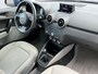 Audi A1 Sportback 1.2 TFSI Attraction /Apple Carplay/Climate Control/PDC/Elektr.ramen/Navi/16''LMV/Isofix/Bluetooth/(MET GARANTIE*)