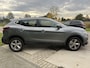 Nissan Qashqai 1.5 dCi Business Edition / Automaat / Trekhaak. Trekgewicht 1.500 KG / Camera / Apple Carplay - Android Auto / Stoelverw. /