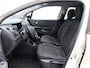 Renault Captur 0.9 TCe Limited | Trekhaak | Navigatie | Parkeersensoren achter | Cruise control |