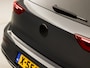 Volkswagen Golf 1.4 eHybrid GTE 245Pk Automaat (APPLE CARPLAY, GRILLE VERLICHT, ALCANTARA, STUUR/STOELVERWARMING, SPORTSTOELEN, GETINT GLAS, KEYLESS, SFEERVERLICHTING, NIEUWSTAAT)