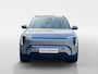 Kia EV3 Plus Advanced 58.3 kWh | Direct leverbaar! | 19 inch LMV | Zwart dak | Glazen schuif-/kanteldak | Harman/Kardon | Elektrisch bedienbare achterklep | Elektrisch verstelbare bestuurdersstoel | Lederen bekleding | Stoel- en stuurverwarming | Parkeersensoren voor- en achter | Draadloos Apple/Android Carplay | Achteruitrijcamera | Adaptive Cruise Control