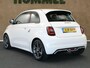 Fiat 500 Abarth Urban 42 kWh - APPLE CARPLAY/ANDROID AUTO - PARKEERSENSOREN ACHTER - CRUISE CONTROL - KEYLESS START - SPORTSTUUR - NAVIGATIESYSTEEM FULLMAP - LED KOPLAMPEN - DAB+ RADIO