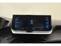 Peugeot 208 1.2 PureTech Blue Lease Allure 100 PK | Handgeschakeld | Camera | Parkeersensor | Cruise Control | Navigatie | Mirror Screen | Start/stop | Licht Metalen Velgen