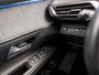 Peugeot 3008 1.2 PureTech Sport Automaat (APPLE CARPLAY, GROOT NAVI, LEDER, KEYLESS, 360 CAMERA, SPORTSTOELEN, ELEK ACHTERKLEP, GETINT GLAS, CRUISE, NIEUWSTAAT)