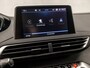Peugeot 3008 1.2 PureTech Sport Automaat (APPLE CARPLAY, GROOT NAVI, LEDER, KEYLESS, 360 CAMERA, SPORTSTOELEN, ELEK ACHTERKLEP, GETINT GLAS, CRUISE, NIEUWSTAAT)
