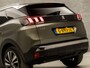 Peugeot 3008 1.2 PureTech Sport Automaat (APPLE CARPLAY, GROOT NAVI, LEDER, KEYLESS, 360 CAMERA, SPORTSTOELEN, ELEK ACHTERKLEP, GETINT GLAS, CRUISE, NIEUWSTAAT)