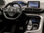 Peugeot 3008 1.2 PureTech Sport Automaat (APPLE CARPLAY, GROOT NAVI, LEDER, KEYLESS, 360 CAMERA, SPORTSTOELEN, ELEK ACHTERKLEP, GETINT GLAS, CRUISE, NIEUWSTAAT)