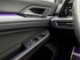 Volkswagen Golf 1.0 TSI Sport Automaat (SCHUIFDAK, APPLE CARPLAY, STUUR/STOELVERWARMING, DYNAMISCHE KNIPPERLICHTEN, SFEERVERLICHTING, CAMERA, KEYLESS, ADAPTIVE CRUISE, NIEUWSTAAT)