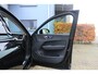 Volvo XC60 2.0 T6 Plug-in hybrid AWD Plus Dark | Keyless entry/start | Achteruitrijcamera | Elektrische kofferbakklep | Memory stand stoelen | Adaptive cruise | Wegklapbare trekhaak | Apple CarPlay/Android Auto | Climate controle | Draadloze telefoonlader | Lane assist | Stoelverwarming V+A | Stuurverwarming |