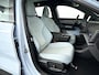 Volvo EX30 Twin Motor Performance Ultra 69 kWh | Panoramadak | 360° camera | Harman Kardon | Stoel- en Stuurverwarming