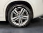 BMW X1 XDrive20i M Sport | Leder | HUD | Pearl White | Memory | Navi | Stoelverwarming | 4WD